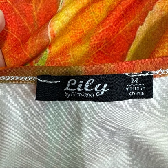 Lily by Firmiana Bright Leaf Pattern 3/4 Sleeve Tunic Top - Picture 5 of 7